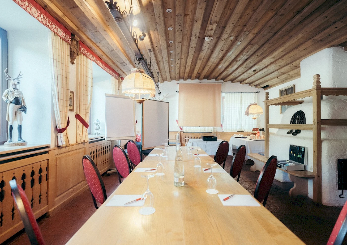 Terrassenplatz mit Blick auf den Schliersee und die Berge